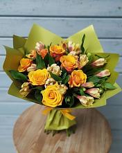 Букет цветов из:  Альстромерии и Розы в Апанасенковском