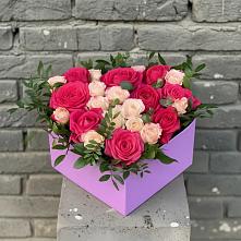 Цветочная композиция из Розы в коробке в Апанасенковском