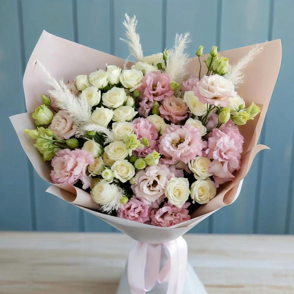 Букет цветов из: Альстромерии и Розы в Апанасенковском