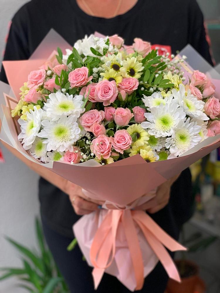 Букет цветов из: Розы и Хризантемы в Апанасенковском