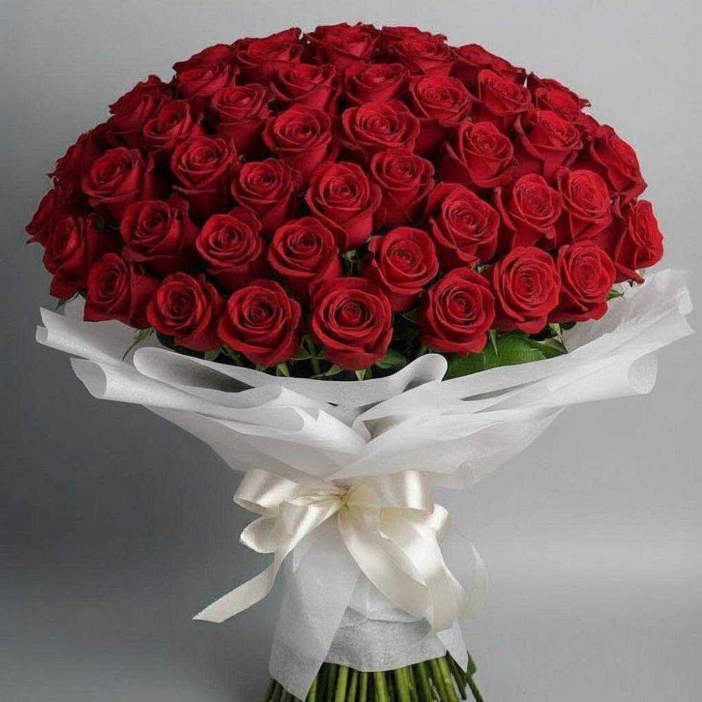 Букет 101 Красная роза Блэк Мэджик в Апанасенковском