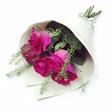 Букет цветов из:  Розы в Апанасенковском