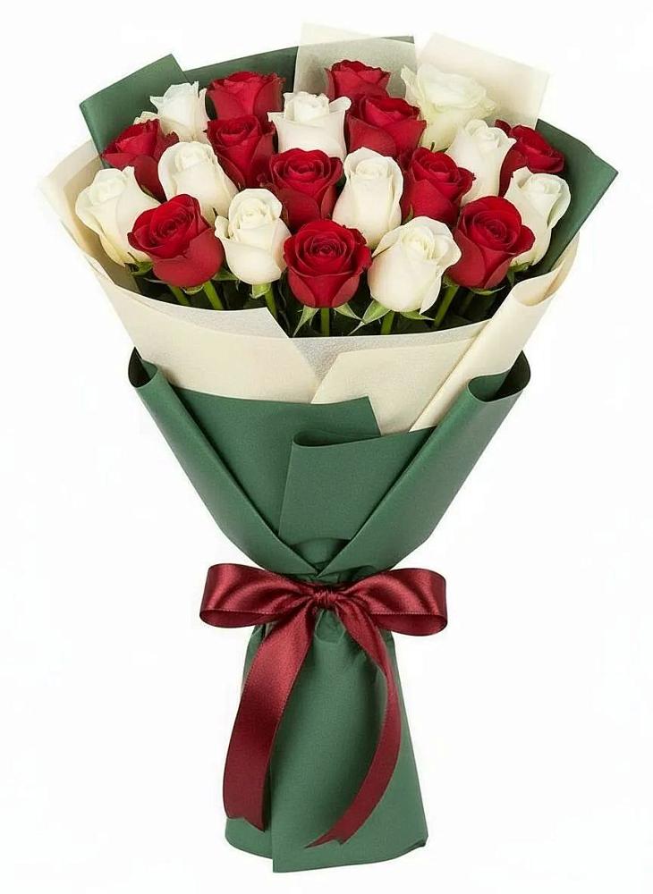 Букет Микс из красных и белых роз в Апанасенковском