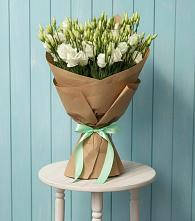 Букет цветов из:  Лизиантусы в Апанасенковском