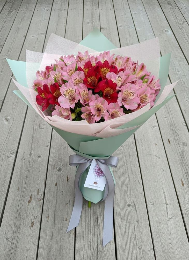 Букет цветов из: Альстромерии в Апанасенковском
