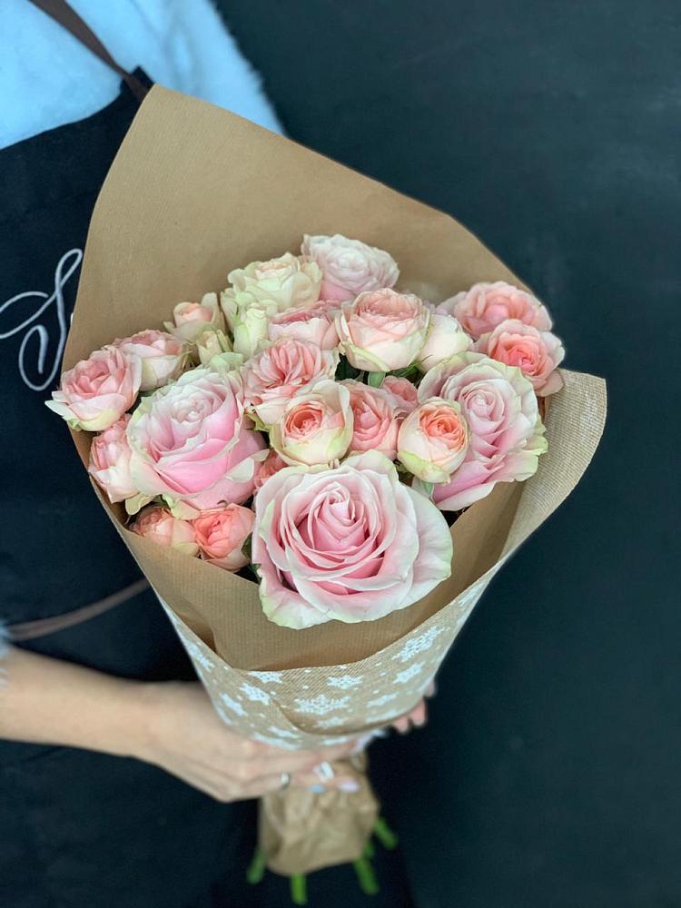 Букет цветов из: Хризантемы и Розы в Апанасенковском