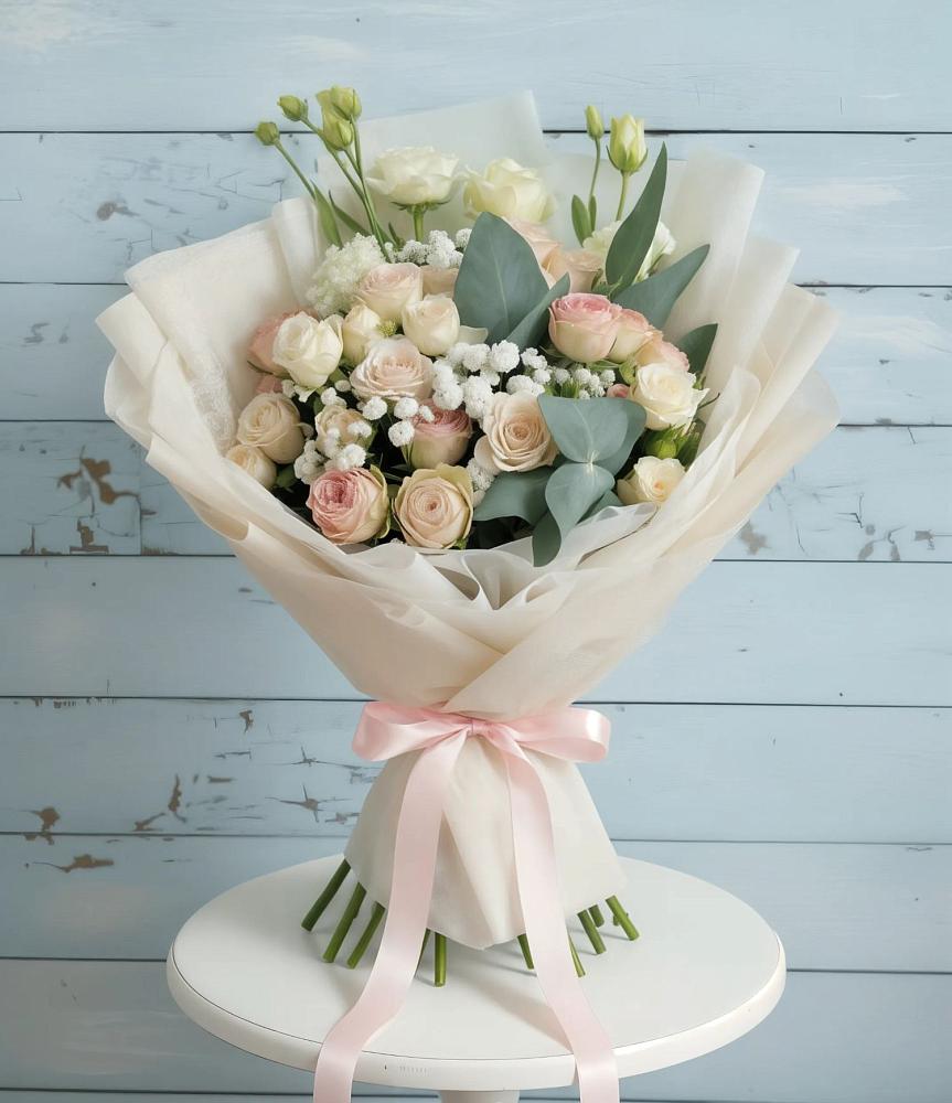 Букет цветов из: Розы и Лизиантусы в Апанасенковском