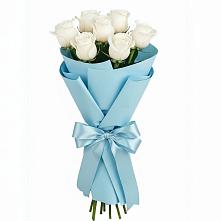 Букет 7 белых роз Проуд в Апанасенковском