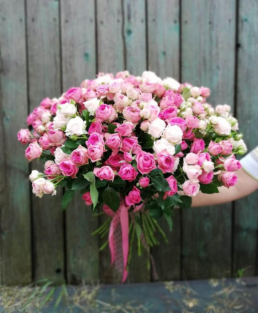 Букет Розовые кустовые розы Натали и Лав Лидия в Апанасенковском