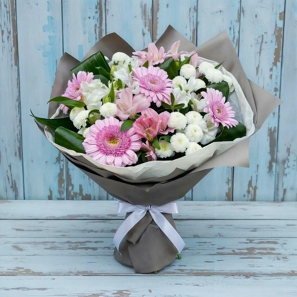 Букет цветов из: Герберы, Альстромерии и Хризантемы в Апанасенковском