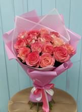 Букет 15 Розовых роз Равель в Апанасенковском