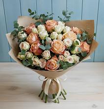 Букет цветов из:  Альстромерии и Розы в Апанасенковском